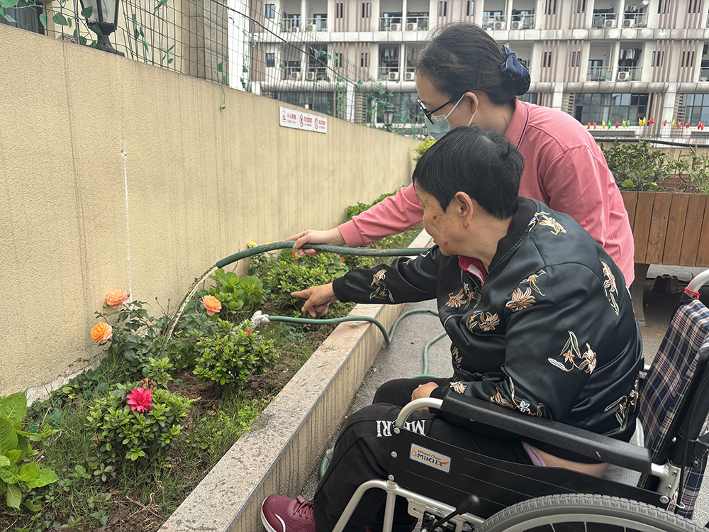 【川投盛榉】春日工作照 5.jpg