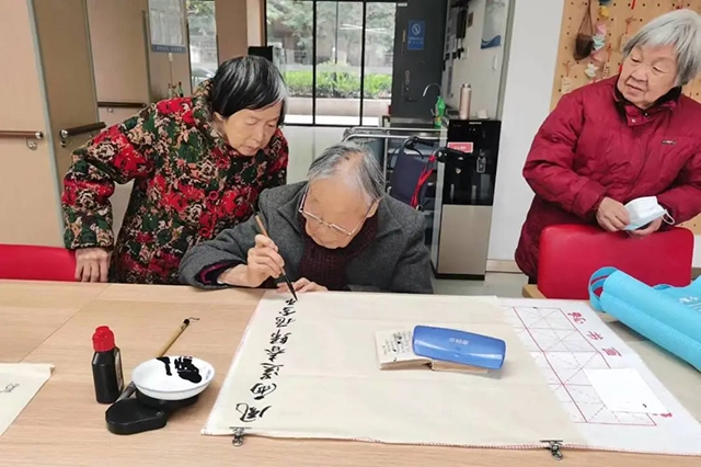 2 拷贝.jpg