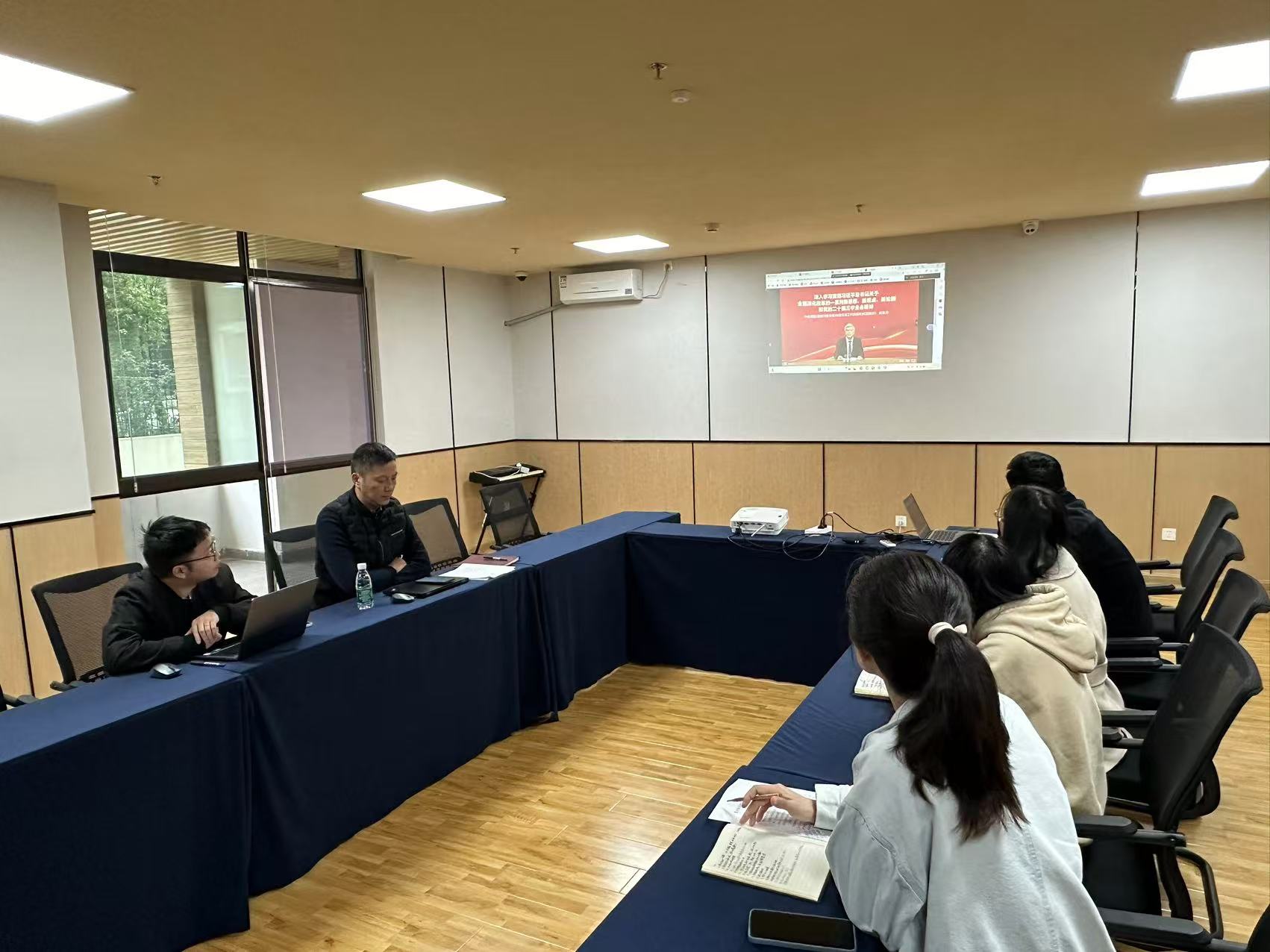 【川投盛榉】公司党支部开展学习贯彻党的二十届三中全会精神专题培训党课 2.jpg